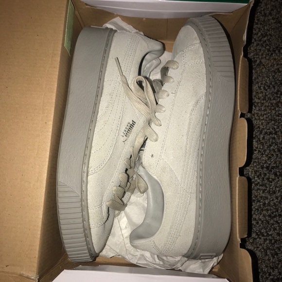 Shoes - Picture 3 of 5